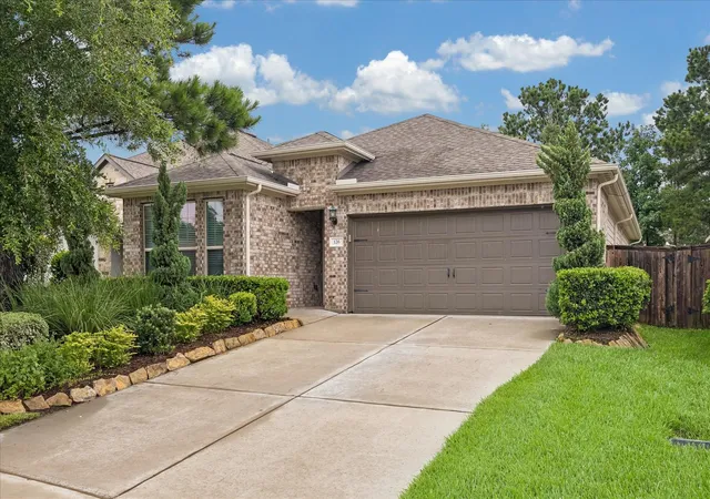 Photo 1 of Single family home for sale at 126 Wild Wisteria Ln, Montgomery, TX 77316 | MLS# 98264477 | Listing updated on 2026-09-13
