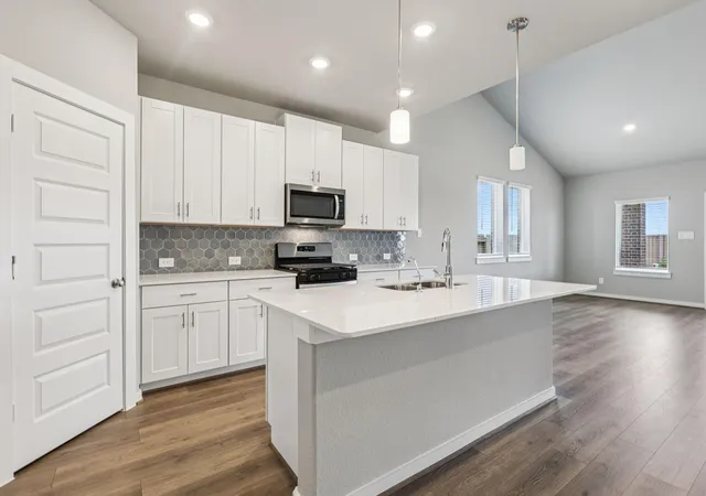 Photo 1 of Sale Pending at 1661 Hopson Ranch Dr, Conroe, TX 77301 | MLS# 38660285 | Listing updated on 2026-08-24