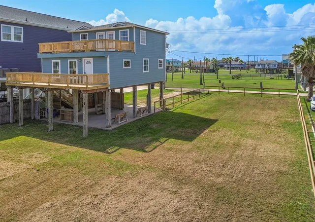 24th image of 316 Seabean St, Freeport, TX 77541 | MLS# 59869905