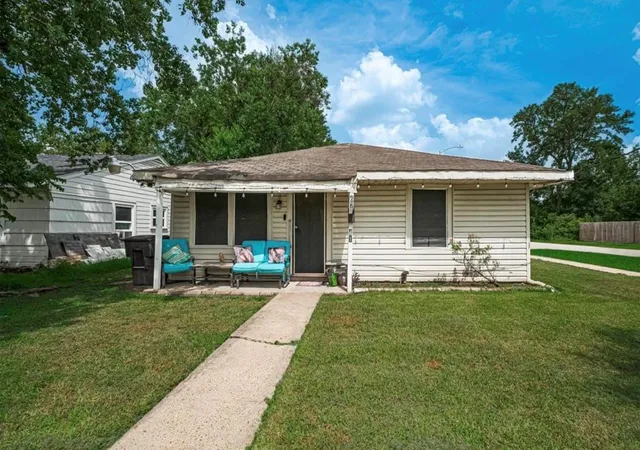 Photo 2 of Multi family home for sale at 6741 Goforth St #A, Houston, TX 77021 | MLS# 11987517 | Listing updated on 2026-08-10