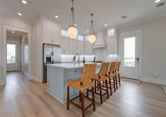Photo 3 of Single family home for sale at 4010 Miramar Ct, Galveston, TX 77554 | MLS# 75952107 | Listing updated on 2026-09-08