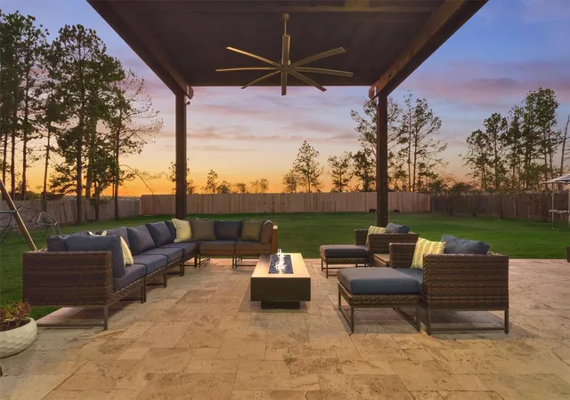 Photo 3 of Mansion for sale at 18823 Quiet Water Way, Montgomery, TX 77356 | MLS# 22275587 | Listing updated on 2026-09-12