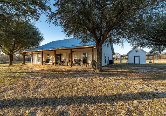 4th image of 6751 - B Cr 4710, Larue, TX 75770 | MLS# 59439498