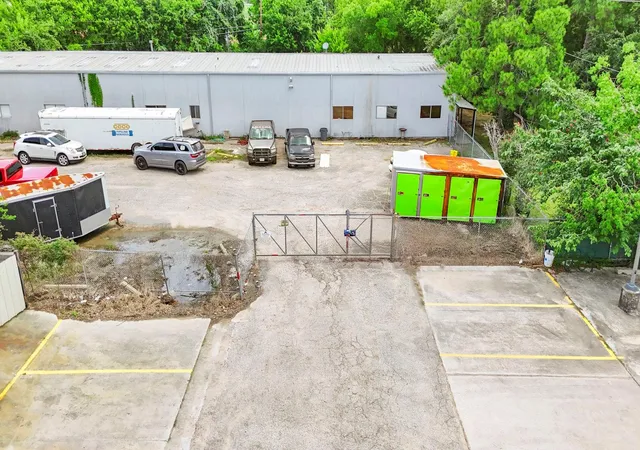Photo 3 of Land for sale at 17513 El Camino Real, Houston, TX 77058 | MLS# 68638040 | Listing updated on 2026-07-14