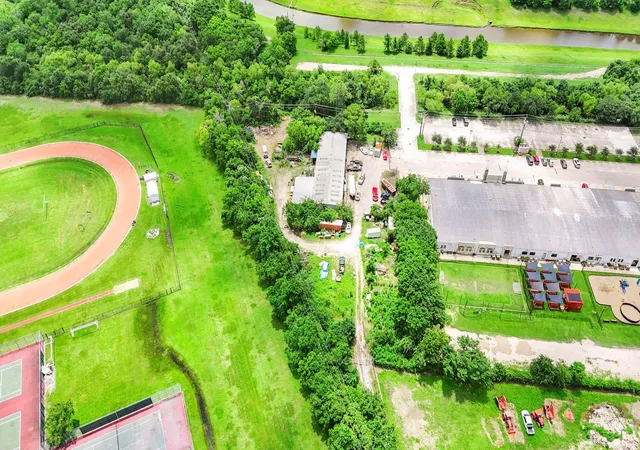 Photo 4 of Land for sale at 17513 El Camino Real, Houston, TX 77058 | MLS# 68638040 | Listing updated on 2026-07-14