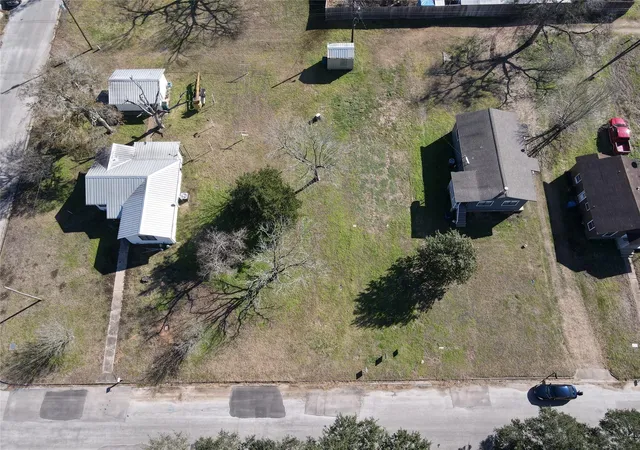 Photo 3 of Land for sale at 1026 15th Street, Hempstead, TX 77445 | MLS# 29100659 | Listing updated on 2026-07-30