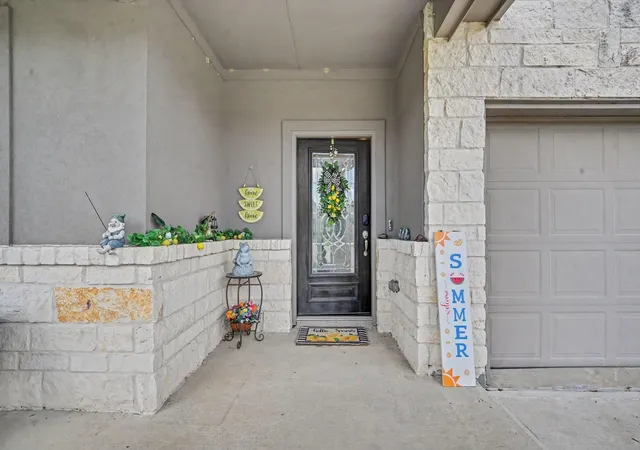 Photo 3 of Single family home for sale at 2517 Bayrose Dr, La Marque, TX 77568 | MLS# 91746336 | Listing updated on 2026-09-04