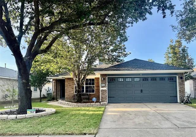 Photo 3 of Single family home for sale at 19342 Otter Trail Ct, Katy, TX 77449 | MLS# 68092897 | Listing updated on 2026-09-24