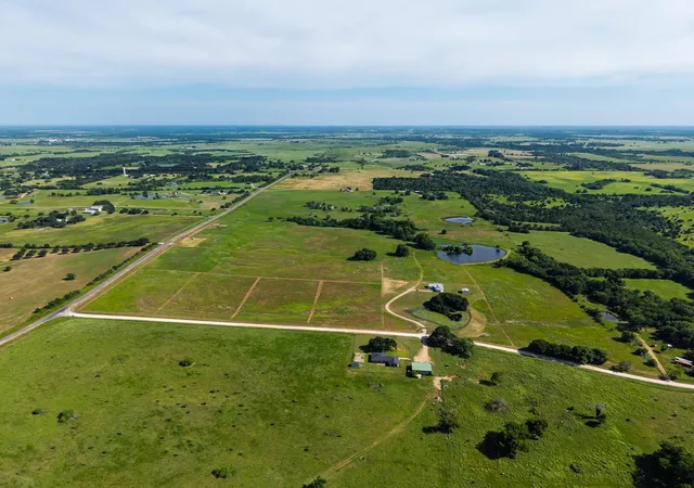 5th image of 8245 Tottenham Rd, Chappell Hill, TX 77426 | MLS# 24639505