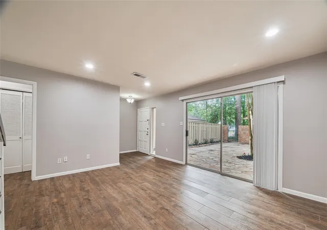 5th image of 2425 W Settlers Wy, The Woodlands, TX 77380 | MLS# 7432990