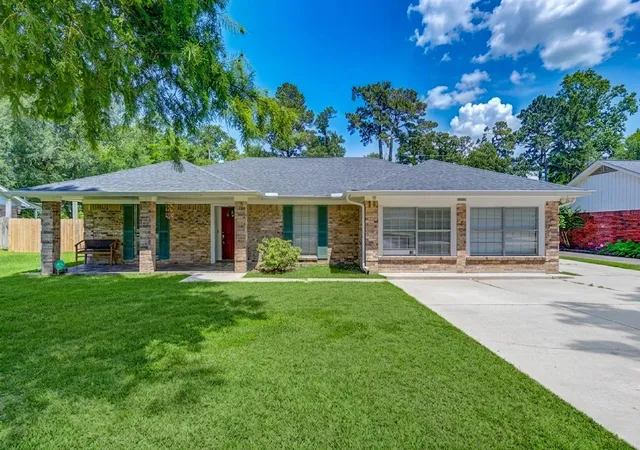 1st image of 24522 Glen Loch Dr, Spring, TX 77380 | MLS# 54838143