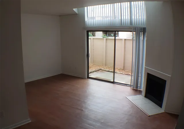 Photo 1 of Townhouse for sale at 2125 Augusta Dr #31, Houston, TX 77057 | MLS# 48927339 | Listing updated on 2026-07-21