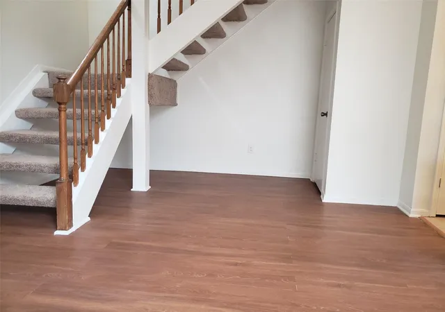 Photo 4 of Townhouse for sale at 2125 Augusta Dr #31, Houston, TX 77057 | MLS# 48927339 | Listing updated on 2026-07-21