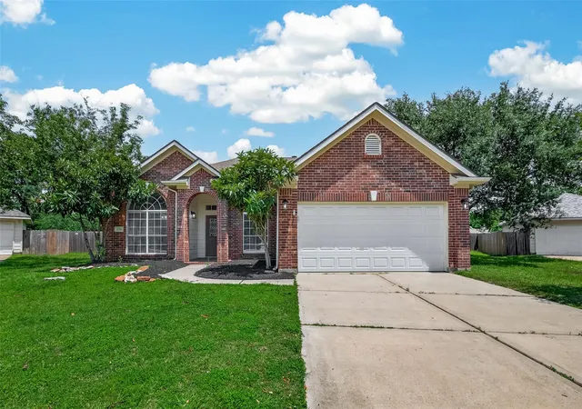 Photo 2 of Sale Pending at 6314 Briar Cross Ct, Houston, TX 77084 | MLS# 3051656 | Listing updated on 2026-09-17