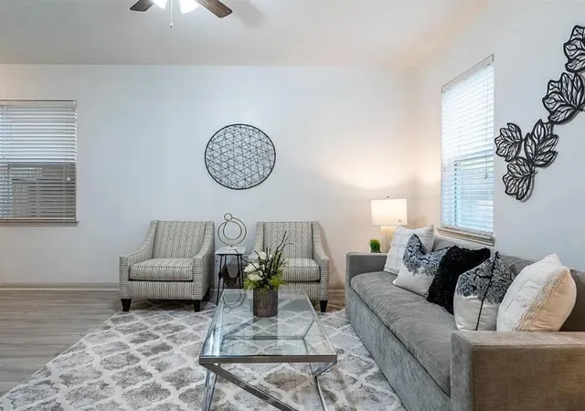 Photo 4 of Single family home for sale at 11108 Panther Ct, Houston, TX 77099 | MLS# 35246162 | Listing updated on 2026-09-08