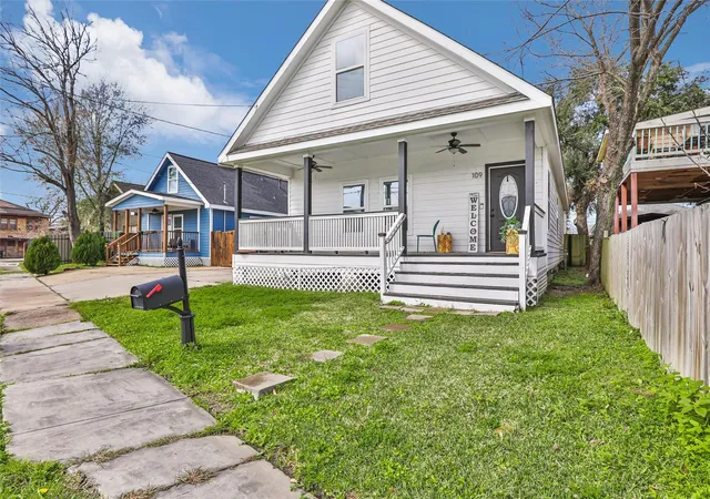 3rd image of 109 N Super St, Houston, TX 77011 | MLS# 52556477