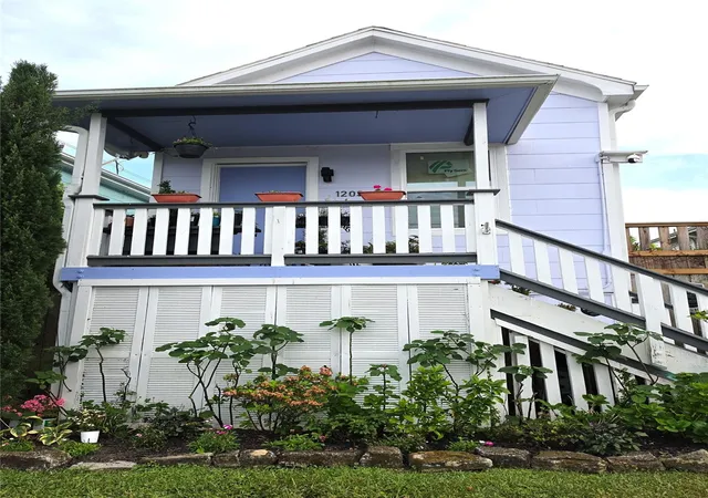 Photo 1 of Sale Pending at 1203 Ave L, Galveston, TX 77550 | MLS# 52357353 | Listing updated on 2026-09-15