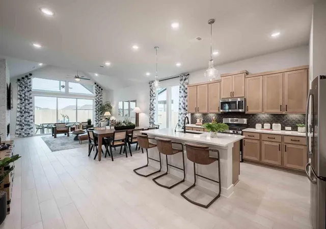 2nd image of 32139 Sky Branch Dr, Fulshear, TX 77441 | MLS# 67097697