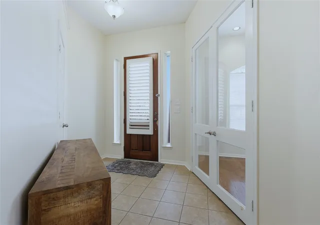 Photo 4 of Single family home for sale at 8311 Calico Cyn Dr, Tomball, TX 77375 | MLS# 75368167 | Listing updated on 2026-09-25