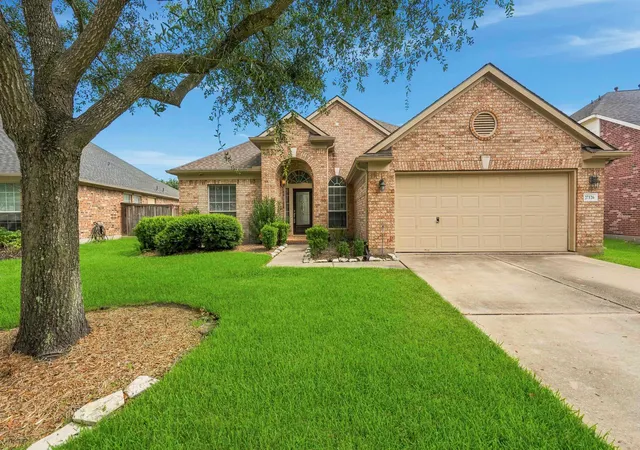 Photo 1 of Sale Pending at 27126 Kendal Ridge Ln, Cypress, TX 77433 | MLS# 93185361 | Listing updated on 2026-09-13