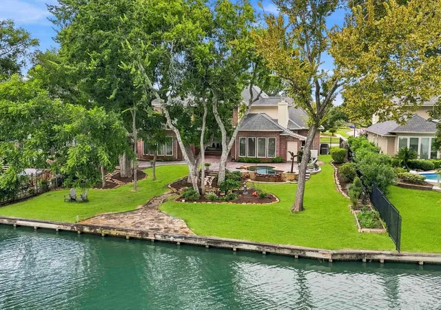 1st image of 40 Palm Blvd, Missouri City, TX 77459 | MLS# 86894226