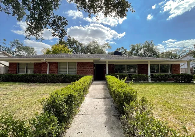 1st image of 5011 Imogene St, Houston, TX 77096 | MLS# 66287764