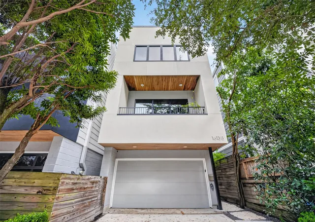 Photo 1 of Single family home for sale at 1613 Vermont St #B, Houston, TX 77006 | MLS# 91512399 | Listing updated on 2026-09-16