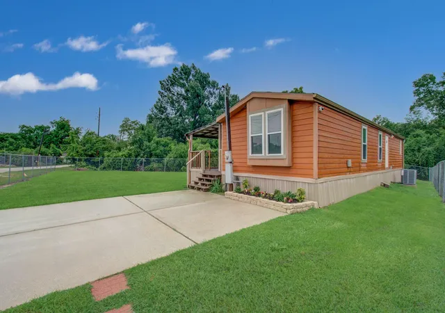 Homes for sale in Crosby, TX | 222 Kernohan St, Crosby, TX 77532 | MLS# 73912054