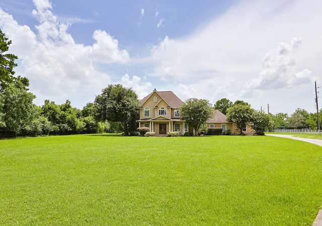 Photo 3 of Single family home for sale at 30202 Post Oak Run, Magnolia, TX 77355 | MLS# 69802499 | Listing updated on 2026-09-17