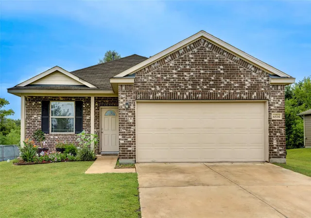 1st image of 6535 Blimp Base Road, Hitchcock, TX 77563 | MLS# 12158285