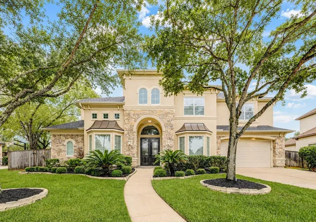 Photo 2 of Mansion for sale at 27703 Guthrie Ridge Ln, Katy, TX 77494 | MLS# 2589548 | Listing updated on 2026-07-31
