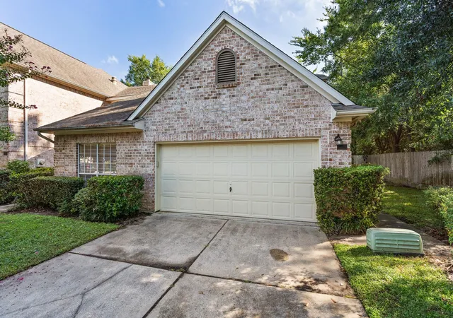 Townhouse for sale at 14420 Walters Rd #20, Houston, TX 77014 | MLS# 71280066