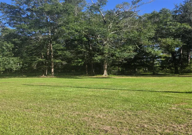 Photo 3 of Single family home for sale at 692 County Rd 3371, Cleveland, TX 77327 | MLS# 2442871 | Listing updated on 2026-09-16