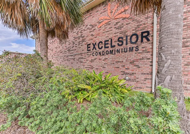Photo 3 of Condo for sale at 402 Post Office #201, Galveston, TX 77550 | MLS# 21845045 | Listing updated on 2026-08-05