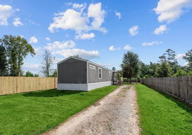 Photo 3 of Single family home for sale at 522 Road 5201, Cleveland, TX 77327 | MLS# 74668333 | Listing updated on 2026-08-18