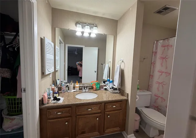 13th image of 2409 Bering Dr #18, Houston, TX 77057 | MLS# 72578050