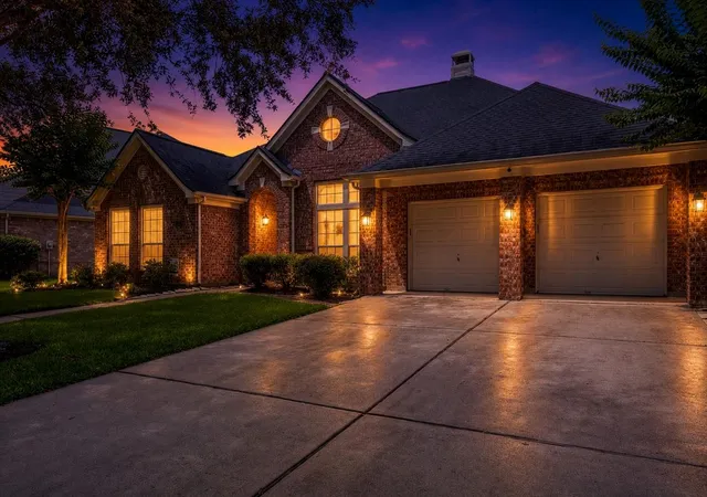 Photo 3 of Sale Pending at 327 Silver Crk Cir, Richmond, TX 77406 | MLS# 96527973 | Listing updated on 2026-08-10
