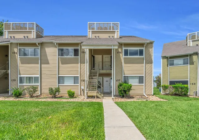 Photo 2 of Condo for sale at 156 April Point Dr S, Montgomery, TX 77356 | MLS# 89803838 | Listing updated on 2026-06-04