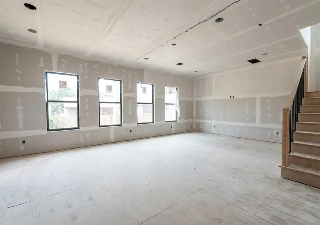 Photo 3 of Single family home for sale at 4539 Walker St, Houston, TX 77023 | MLS# 86415349 | Listing updated on 2026-09-20
