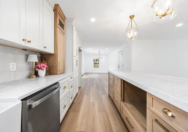 Photo 3 of Single family home for sale at 10814 Moonlight Dr, Houston, TX 77096 | MLS# 84168403 | Listing updated on 2026-08-24
