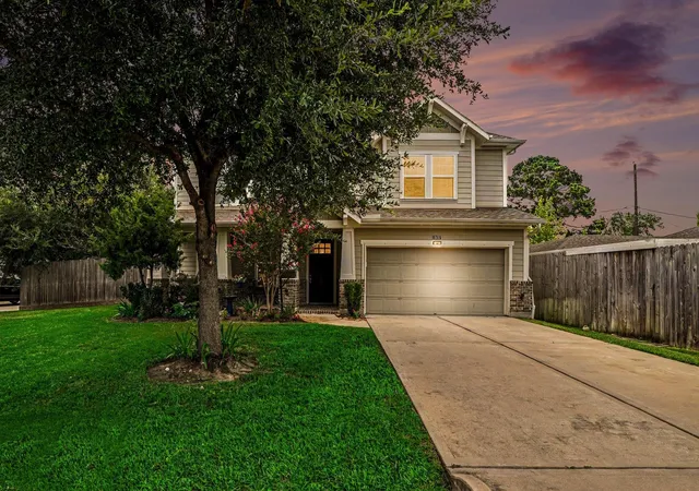 Photo 2 of Single family home for sale at 6630 Wharton St, Houston, TX 77055 | MLS# 58726252 | Listing updated on 2026-09-13