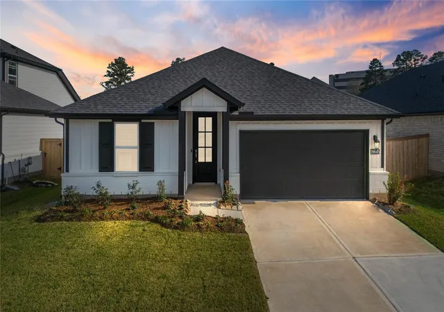 Photo 1 of Single family home for sale at 19645 Montgomery Ridge Way, Montgomery, TX 77316 | MLS# 77701213 | Listing updated on 2026-09-14