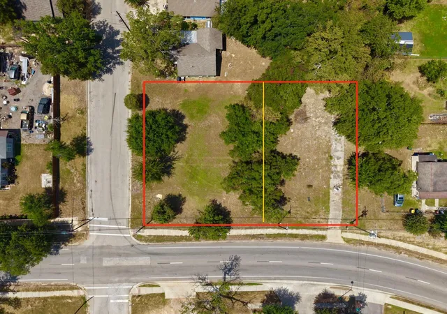 Photo 3 of Land for sale at 406 E Phillips St, Conroe, TX 77301 | MLS# 50910419 | Listing updated on 2026-08-24