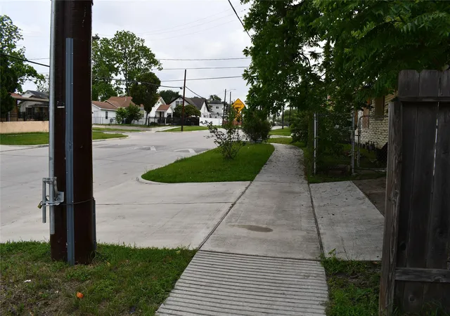 27th image of 307 S 79th St, Houston, TX 77012 | MLS# 13084486