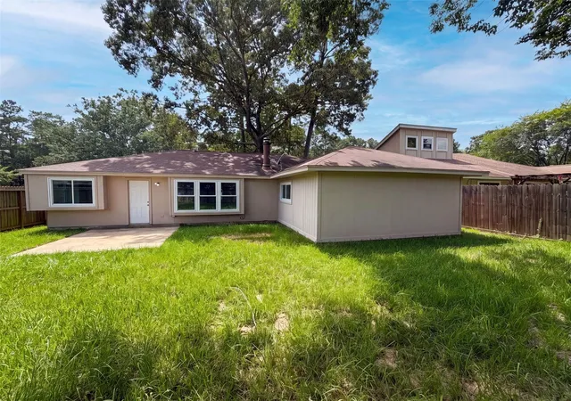 Homes for sale in Crosby, TX | 17110 Golf Club Dr, Crosby, TX 77532 | MLS# 91169294