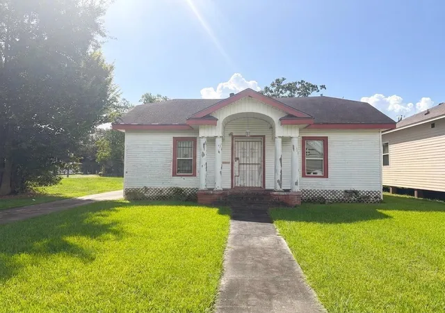 Photo 1 of Single family home for sale at 3142 7th St, Port Arthur, TX 77642 | MLS# 70153169 | Listing updated on 2026-08-26