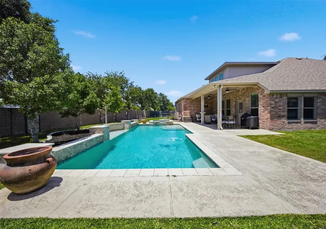 Photo 3 of Single family home for sale at 8118 Prairie Sage Dr, Richmond, TX 77406 | MLS# 53887169 | Listing updated on 2026-09-19