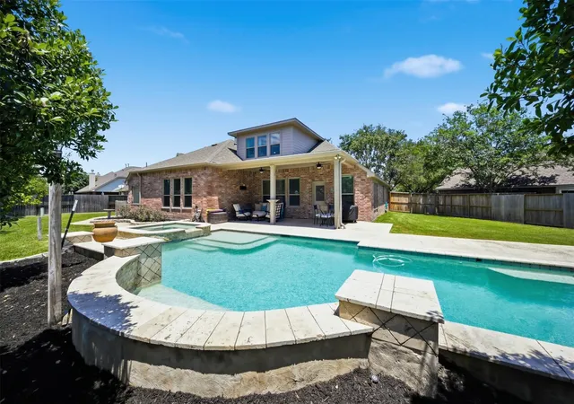 Photo 3 of Single family home for sale at 8118 Prairie Sage Dr, Richmond, TX 77406 | MLS# 53887169 | Listing updated on 2026-09-19