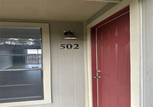 Photo 4 of Condominium at 8801 Hammerly Blvd #502, Houston, TX 77080 | MLS# 33063904 | | Sold on 2025-03-05