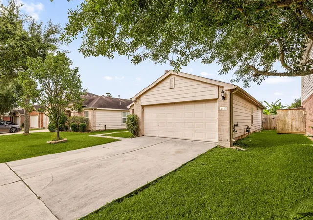 3rd image of 3115 Lexington Lake Dr, Missouri City, TX 77459 | MLS# 78797571